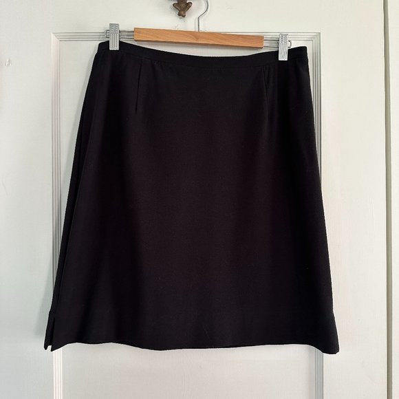 J. Jill Dresses & Skirts - J. Jill Stretch Black Skirt MP